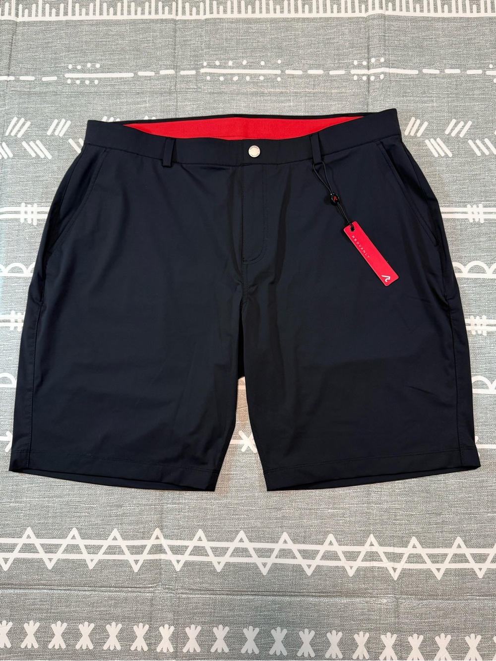 Redvanly Hanover Pull-On Shorts in Tuxedo Black XXL/9” inseam